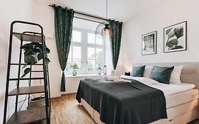 Oasis Appart - Wohnen In Dresden - Netflix - Tiefgarage - Dachterrasse